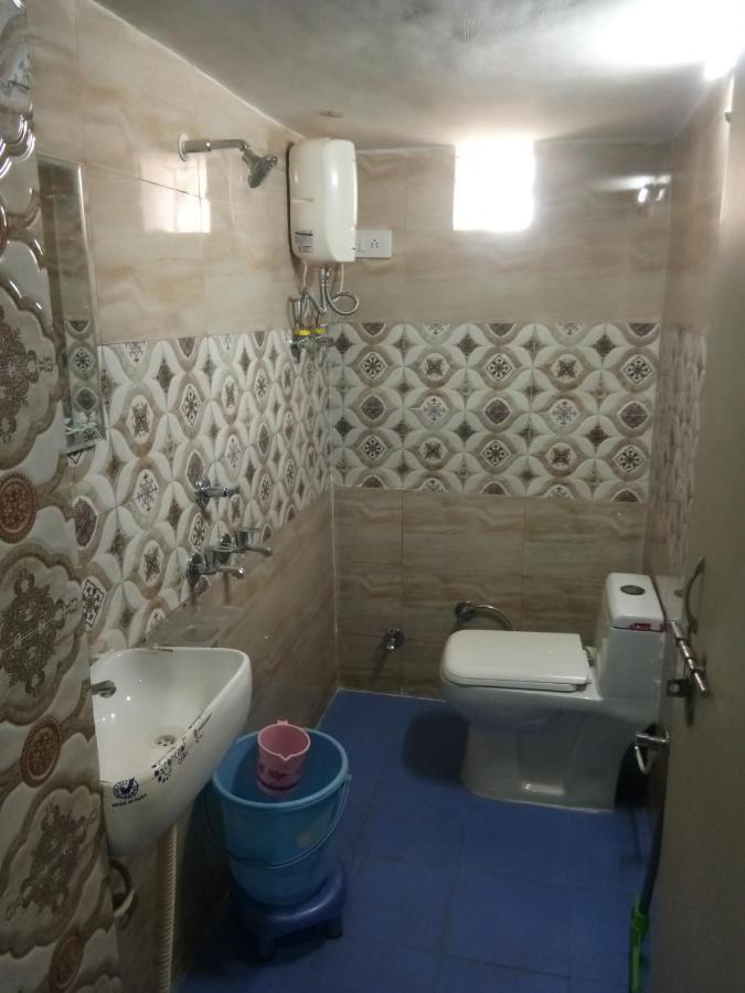 Radha Krishna Dham Villa Vrindāvan Eksteriør billede